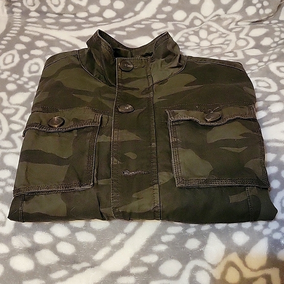 Mens or womans army jacket -Aeropostale, sm. - Picture 2 of 6